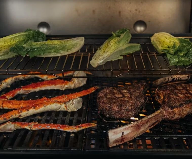 Weber Genesis E-325 Gas Grill Weber Genesis E-325 Gas Grill -Lawn & Garden shop 1091072 5