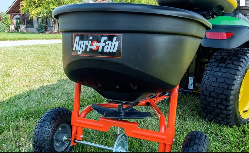 Agri-Fab 110 Lb. Tow Spreader Agri-Fab 110 Lb. Tow Spreader -Lawn & Garden shop 45 0527 1