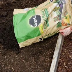 Miracle-Gro Raised Bed Soil - 1.5 cu. ft. 5 Miracle-Gro Raised Bed Soil - 1.5 cu. ft. -Lawn & Garden shop 73959430 3